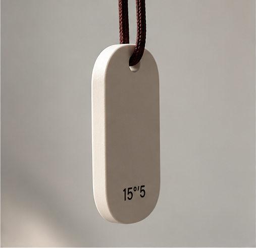 Scent Stone geursteen van 15°’5 — keramiek in warm beige met donkerbruin gevlochten koord, foto 2 van 7